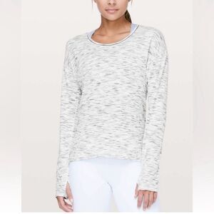 Lululemon Sweat Embrace Long Sleeve Top in Space Dye Heathered Gray & White 10